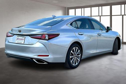 2022 Lexus ES 350 Base