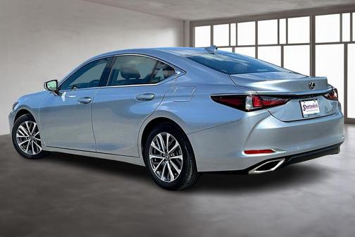 2022 Lexus ES 350 Base