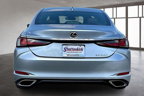 2022 Lexus ES 350 Base