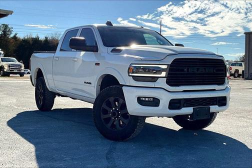 2022 RAM 2500 Laramie Crew Cab 4x4 6'4' Box