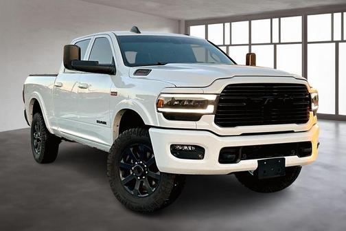 2022 RAM 2500 Laramie Crew Cab 4x4 6'4' Box