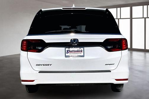 2023 Honda Odyssey Sport