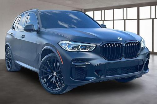 Tanzanite Blue II Metallic 2023 BMW X5 M50i