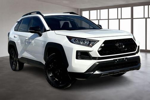 2021 Toyota RAV4 SE