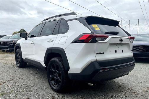 2021 Toyota RAV4 SE