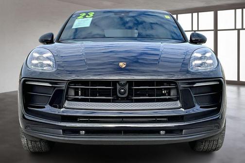 2023 Porsche Macan T