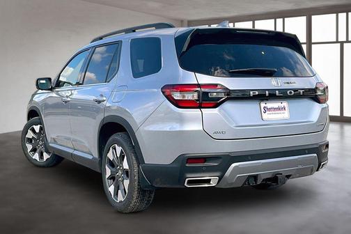 2026 Honda Pilot Touring 8-Passenger