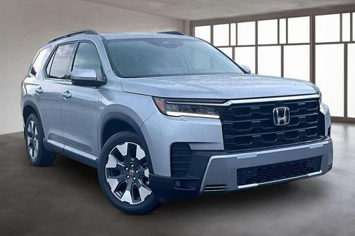 Solar Silver Metallic 2026 Honda Pilot Elite