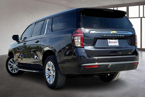 2023 Chevrolet Suburban LT