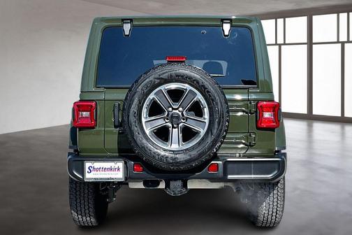 2022 Jeep Wrangler Unlimited Sahara