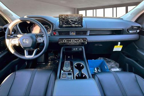 2025 Honda Pilot Touring 8-Passenger