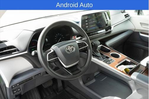 2021 Toyota Sienna LE