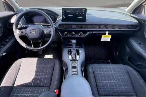 Crystal Black Pearl 2026 Honda HR-V LX