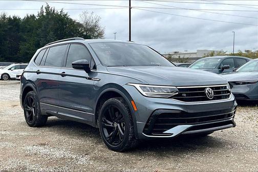 2023 Volkswagen Tiguan 2.0T SE R-Line Black