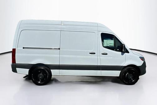 2025 Mercedes-Benz Sprinter 2500 Standard Roof