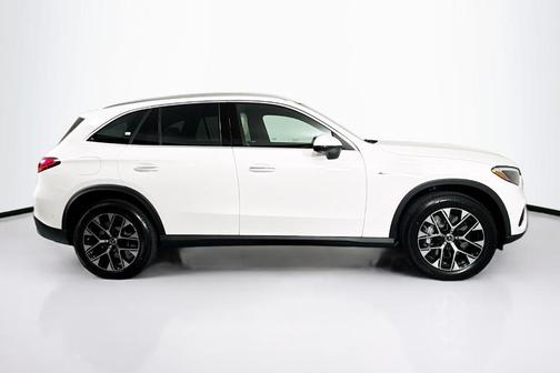 2025 Mercedes-Benz GLC 350e Base 4MATIC