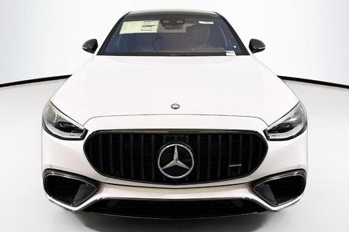2025 Mercedes-Benz AMG S 63 E Base