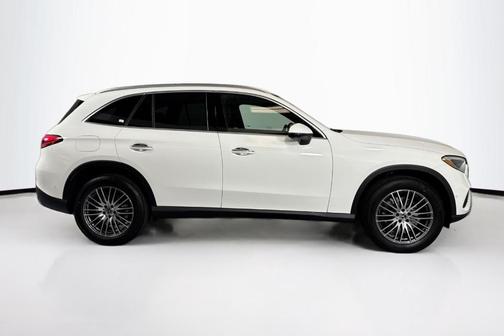 2026 Mercedes-Benz GLC 300 Base 4MATIC