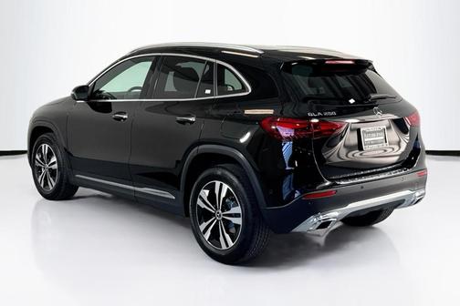 2025 Mercedes-Benz GLA 250 Base