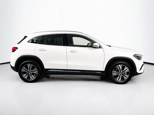 2025 Mercedes-Benz GLA 250 Base
