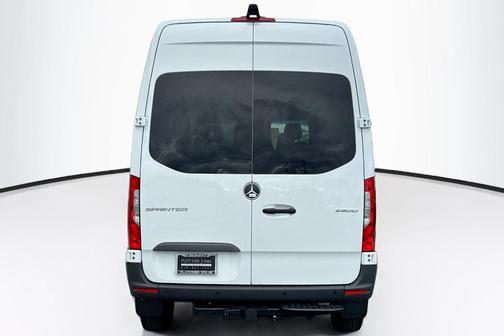 2026 Mercedes-Benz Sprinter 2500 144 WB Standard Roof Crew