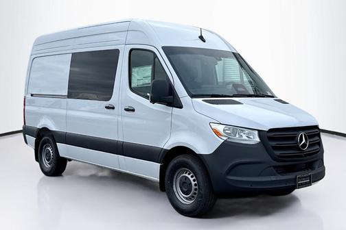 2026 Mercedes-Benz Sprinter 2500 144 WB Standard Roof Crew