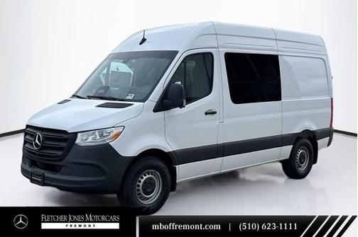 2026 Mercedes-Benz Sprinter 2500 144 WB Standard Roof Crew