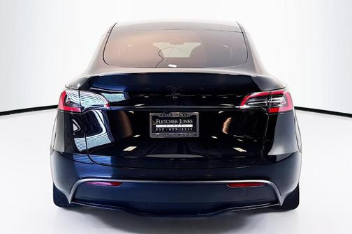 2025 Tesla Model Y Long Range