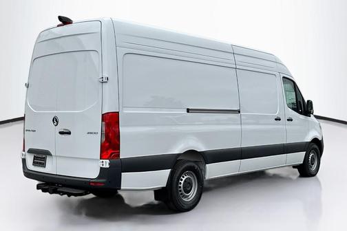 2025 Mercedes-Benz Sprinter 2500 High Roof