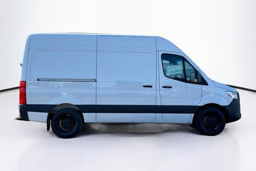 2025 Mercedes-Benz Sprinter 2500 Standard Roof