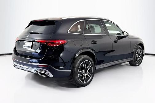 2025 Mercedes-Benz GLC 300 Base