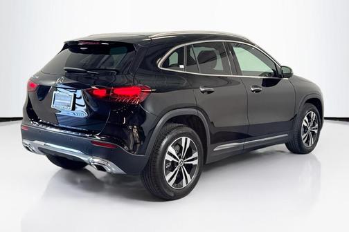 2025 Mercedes-Benz GLA 250 Base