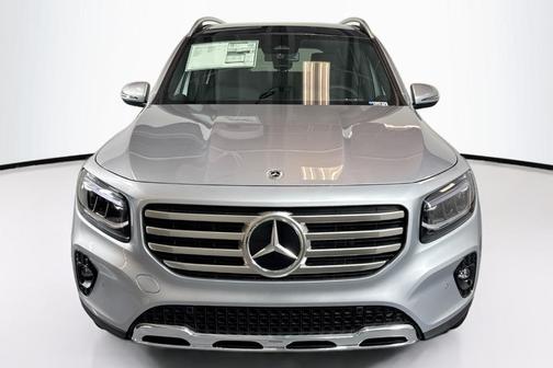Cirrus Silver Metallic 2026 Mercedes-Benz GLB 250 Base