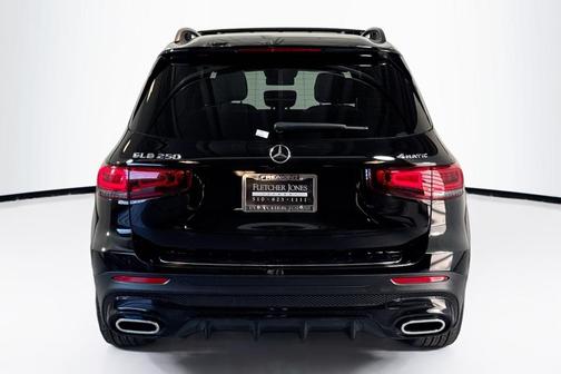 2022 Mercedes-Benz GLB 250 Base 4MATIC