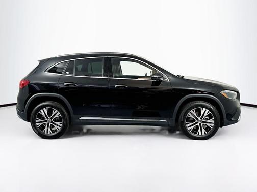 2025 Mercedes-Benz GLA 250 Base