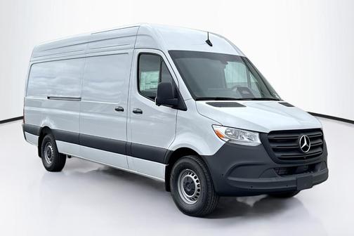 2025 Mercedes-Benz Sprinter 2500 High Roof