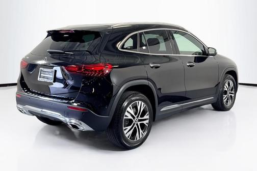2025 Mercedes-Benz GLA 250 Base