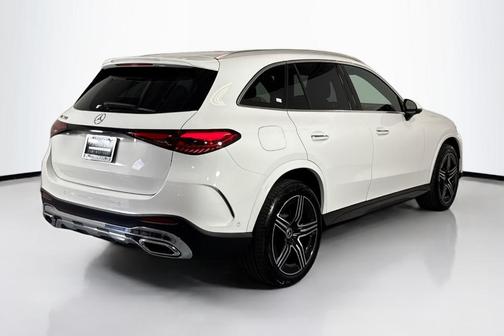 2025 Mercedes-Benz GLC 300 Base