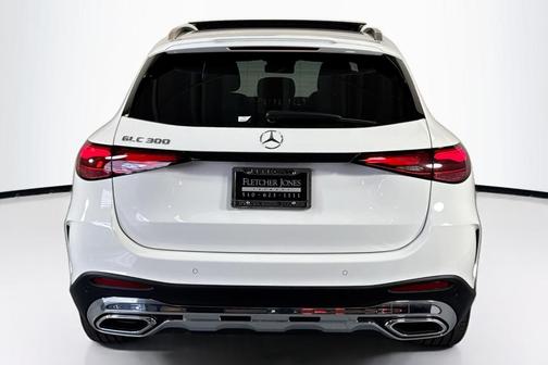 2025 Mercedes-Benz GLC 300 Base