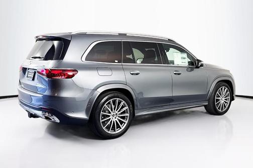 2025 Mercedes-Benz GLS 450 4MATIC