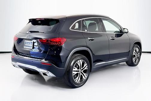 2025 Mercedes-Benz GLA 250 Base