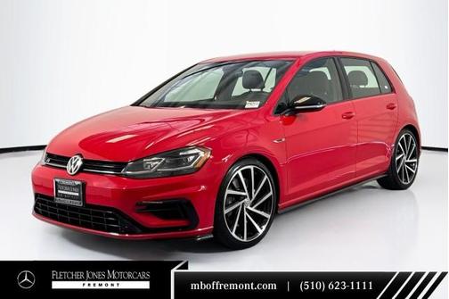 2018 Volkswagen Golf R 2.0T w/DCC & Navigation