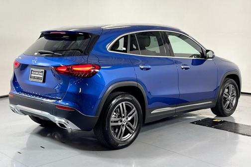 2025 Mercedes-Benz GLA 250 Base
