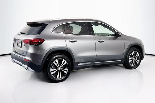 2025 Mercedes-Benz GLA 250 Base