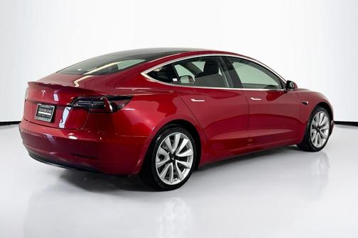 2019 Tesla Model 3 Mid Range