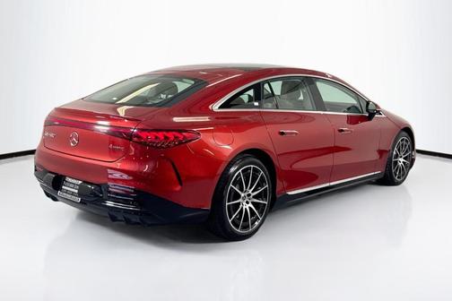 MANUFAKTUR Cardinal Red Metallic 2023 Mercedes-Benz EQS 580 Base 4MATIC