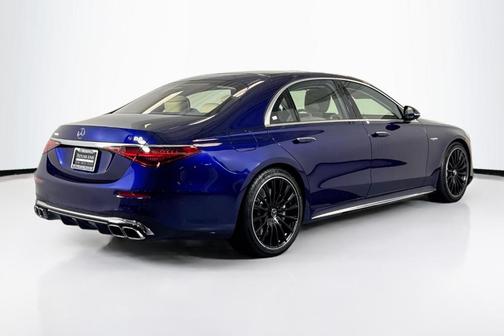 2026 Mercedes-Benz AMG S 63 E Base