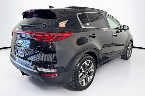 2022 Kia Sportage EX