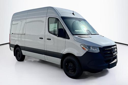 2025 Mercedes-Benz Sprinter 2500 Standard Roof