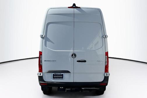 2025 Mercedes-Benz Sprinter 2500 Standard Roof